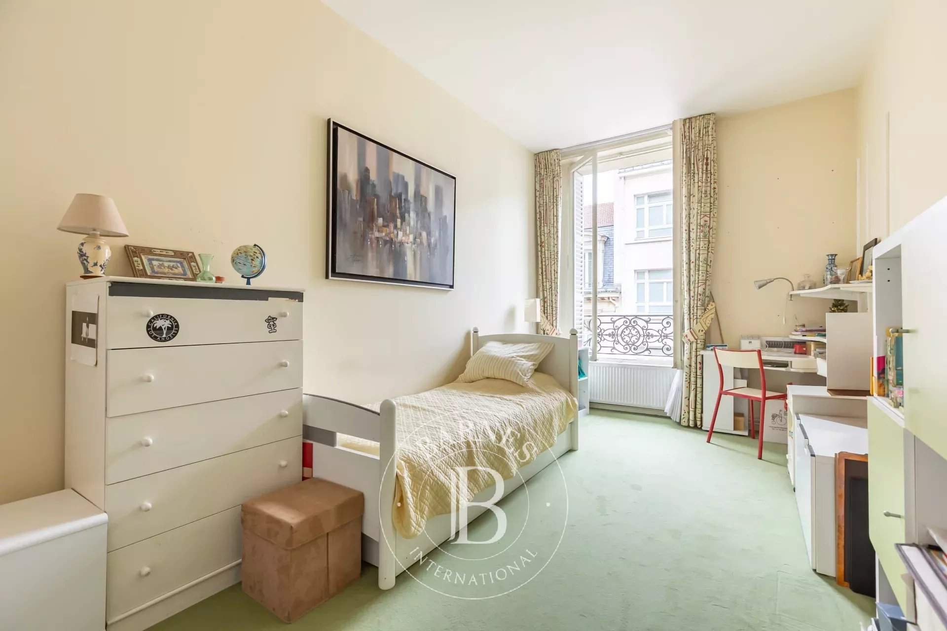 Paris  - Apartment 5 Bedrooms - picture 17