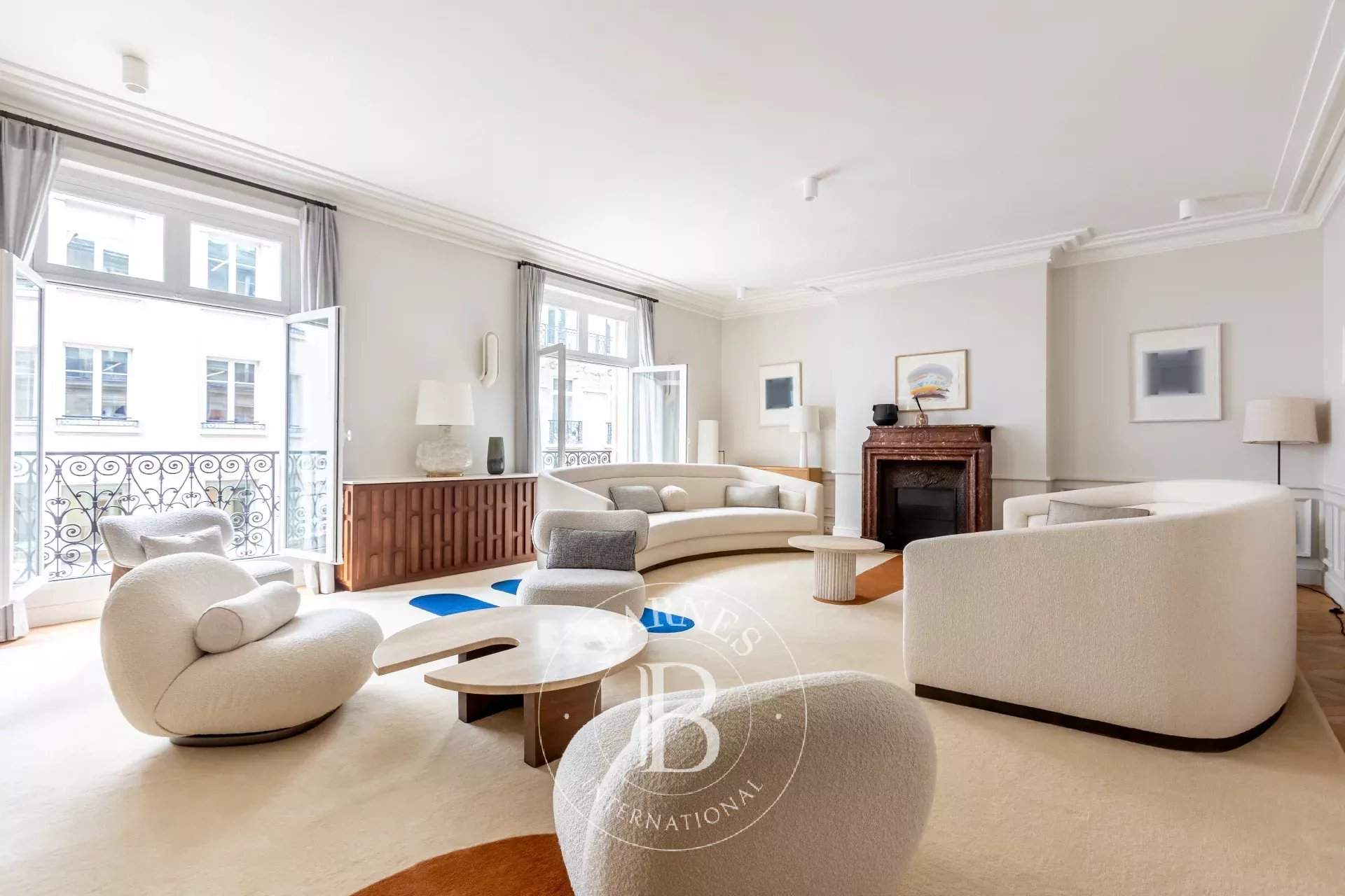 Paris  - Appartement 8 Pi&egrave;ces 5 Chambres - picture 1