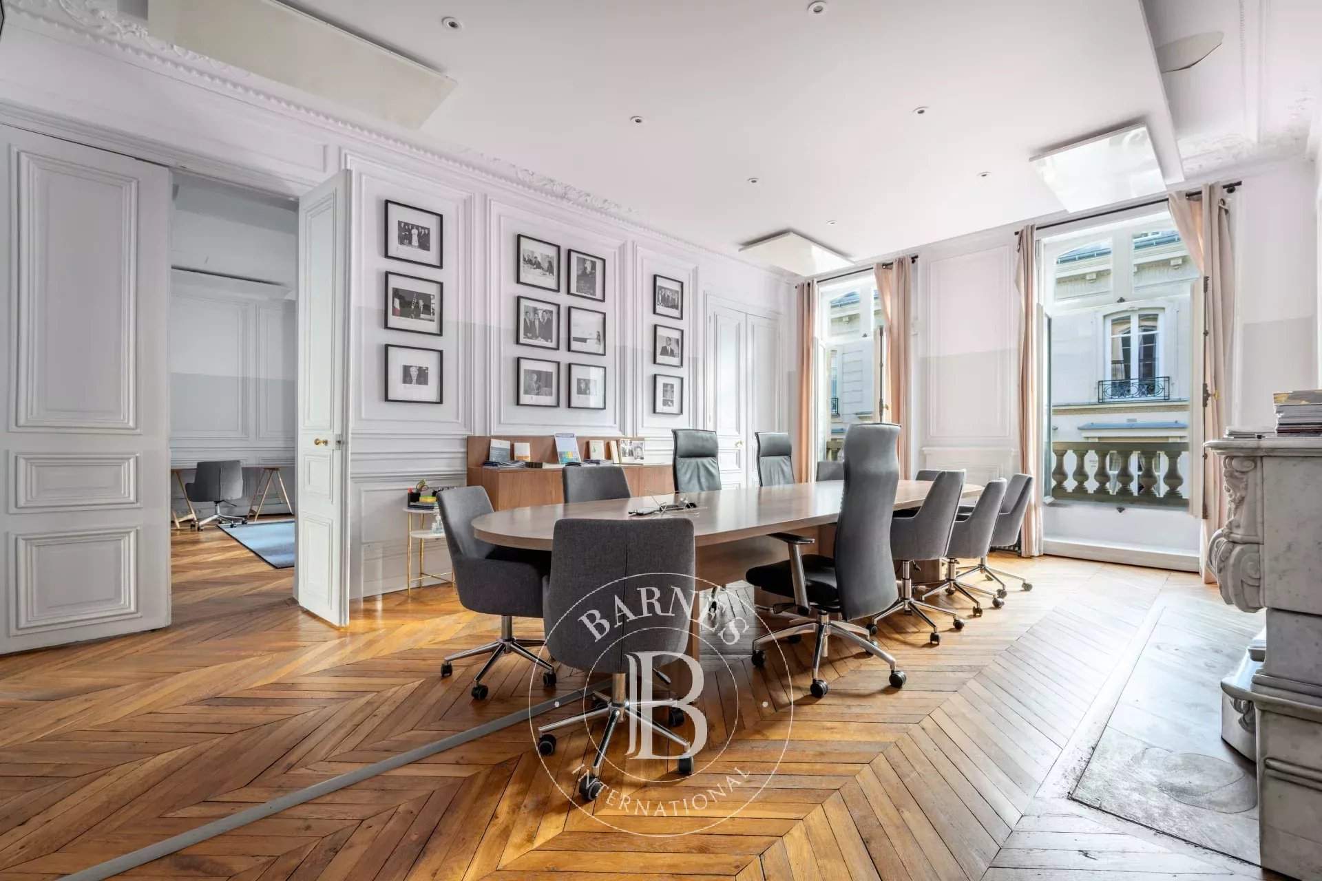 Paris  - Appartement 7 Pi&egrave;ces 4 Chambres - picture 3