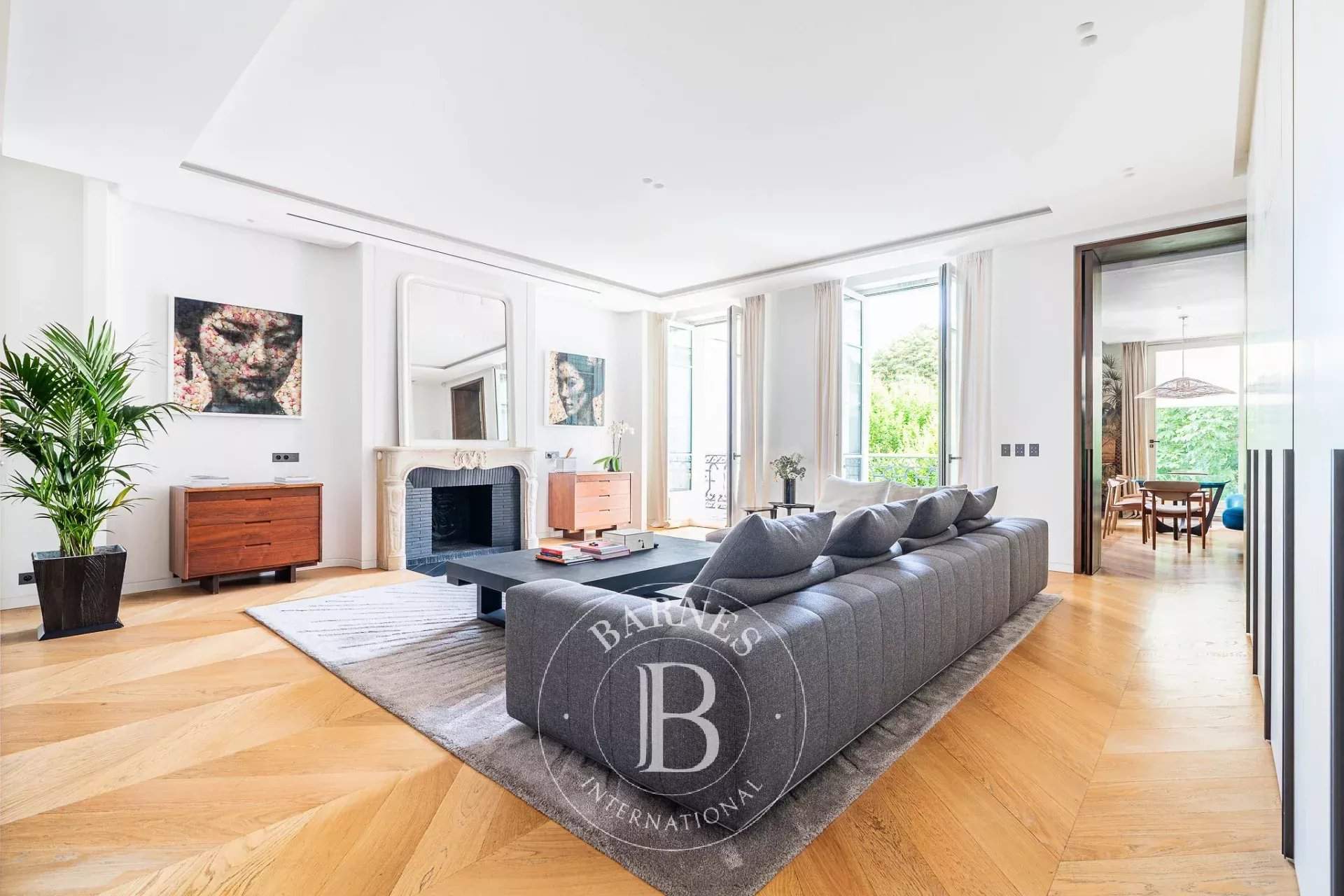 Paris  - Apartment 4 Bedrooms - picture 4