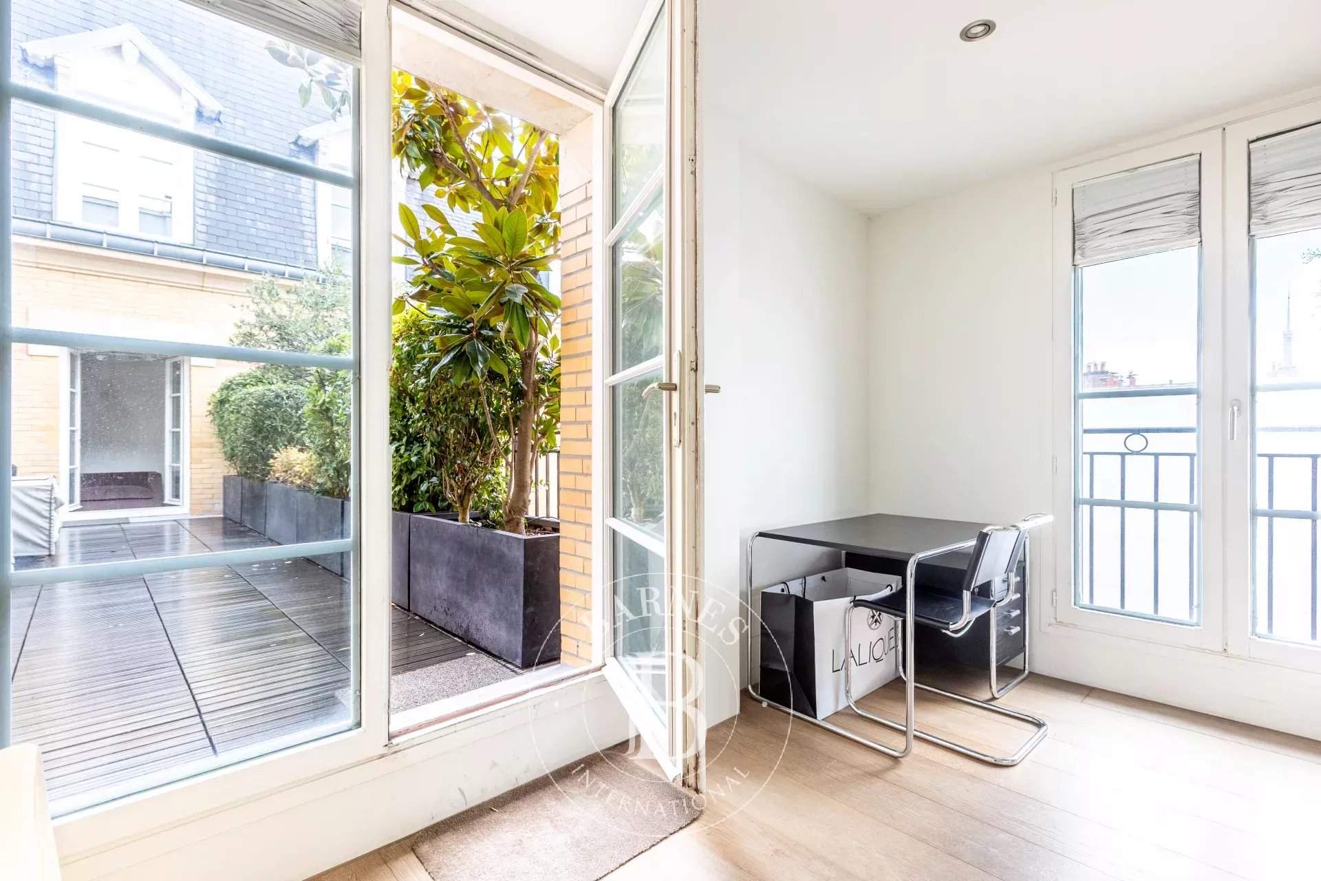 Paris  - Appartement 4 Pi&egrave;ces 2 Chambres - picture 15