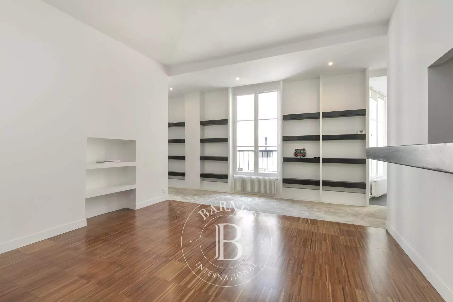 Paris  - Apartment 2 Bedrooms - picture 16