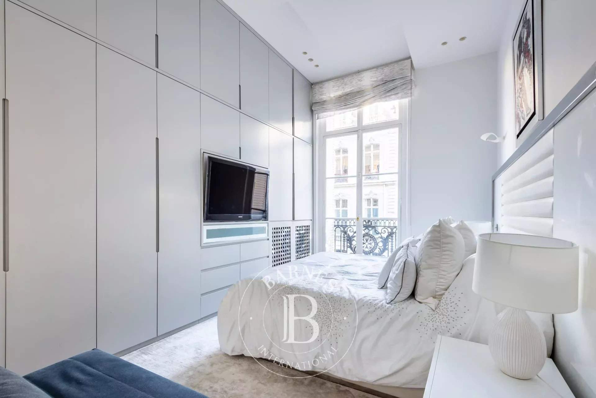 Paris  - Apartment 4 Bedrooms - picture 20