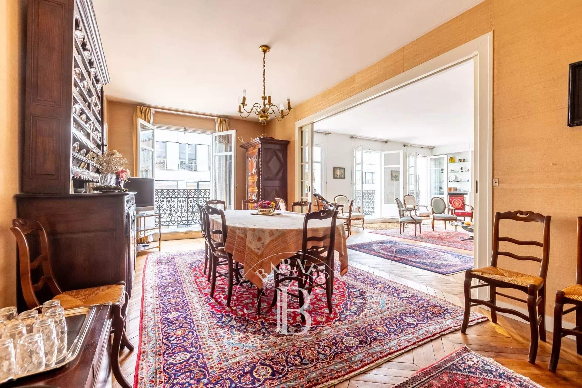 Paris  - Apartment 6 Bedrooms - picture 4