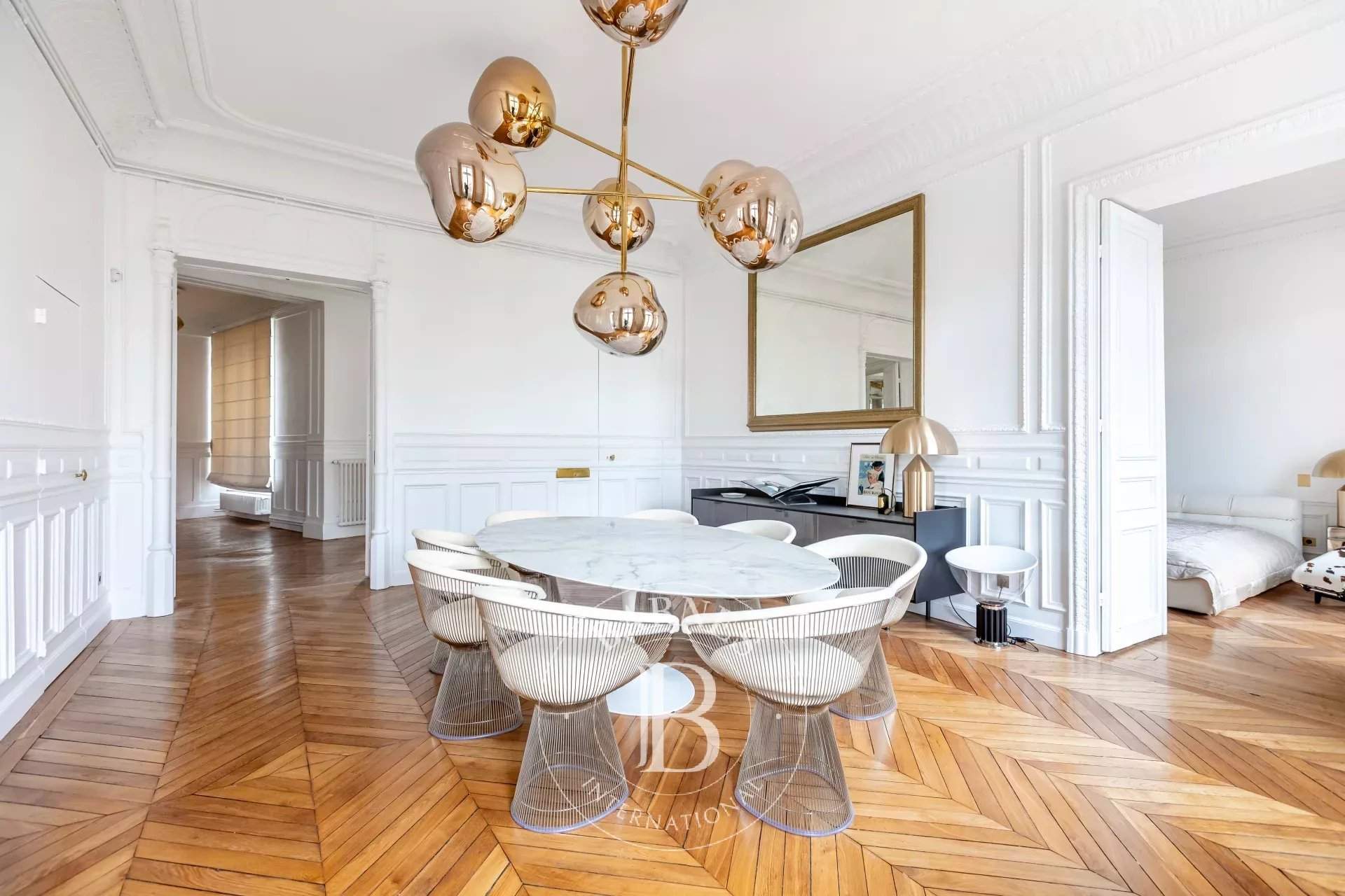 Paris  - Appartement 7 Pi&egrave;ces 4 Chambres - picture 6