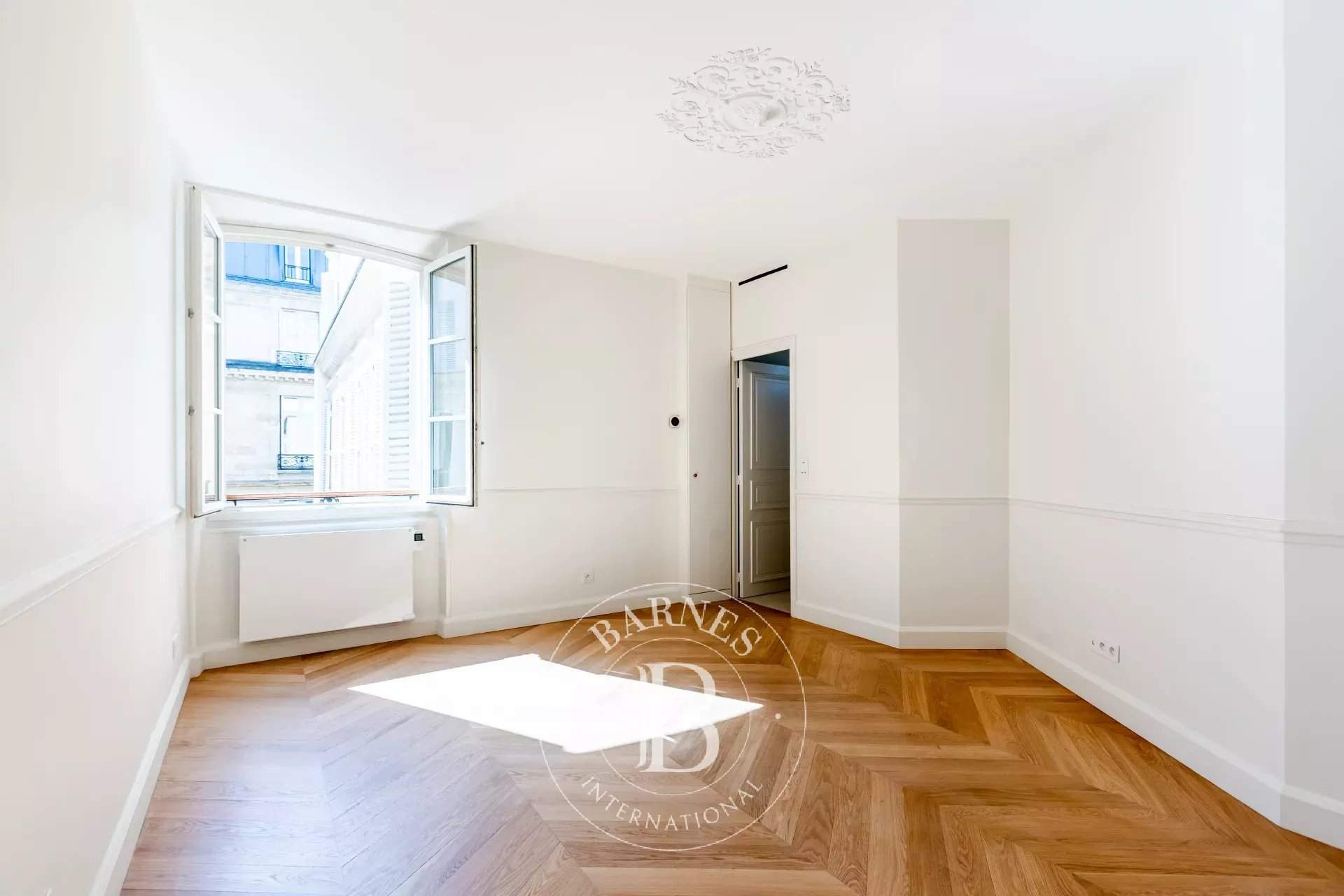 Paris  - Apartment 4 Bedrooms - picture 20