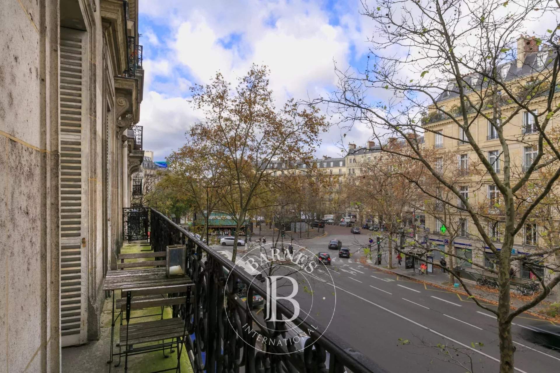 Paris  - Appartement 5 Pi&egrave;ces 3 Chambres - picture 9