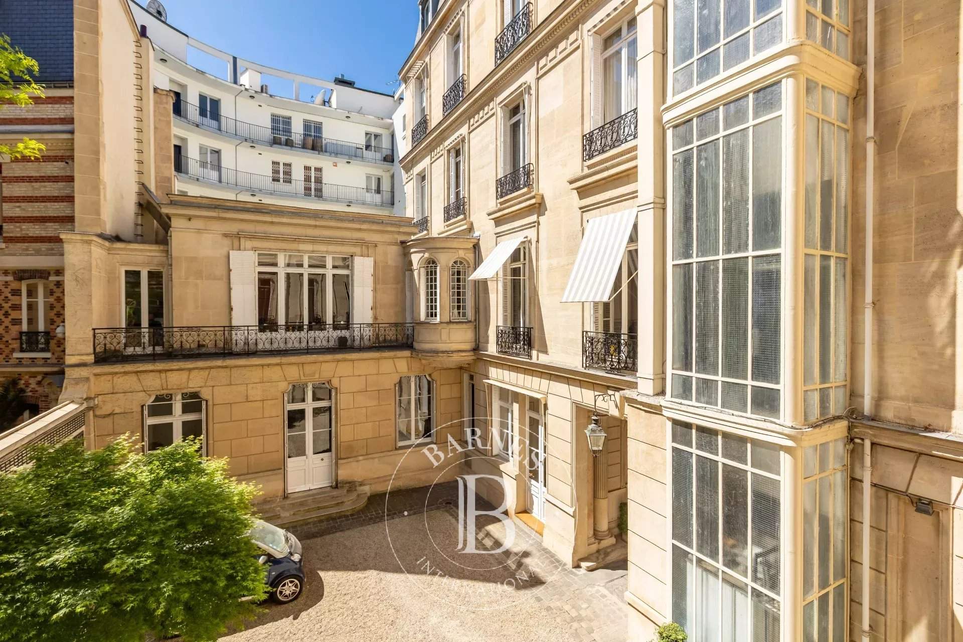 Paris  - Appartement 7 Pi&egrave;ces 5 Chambres - picture 14