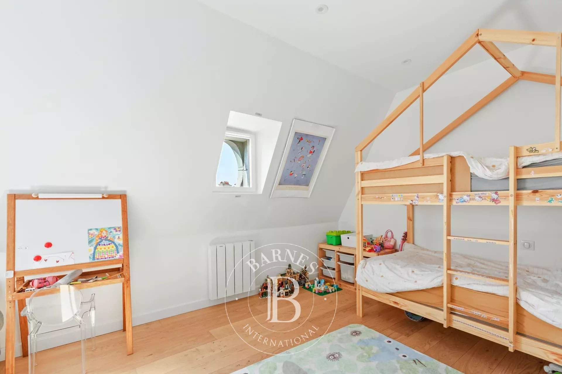 Paris  - Apartment 3 Bedrooms - picture 12