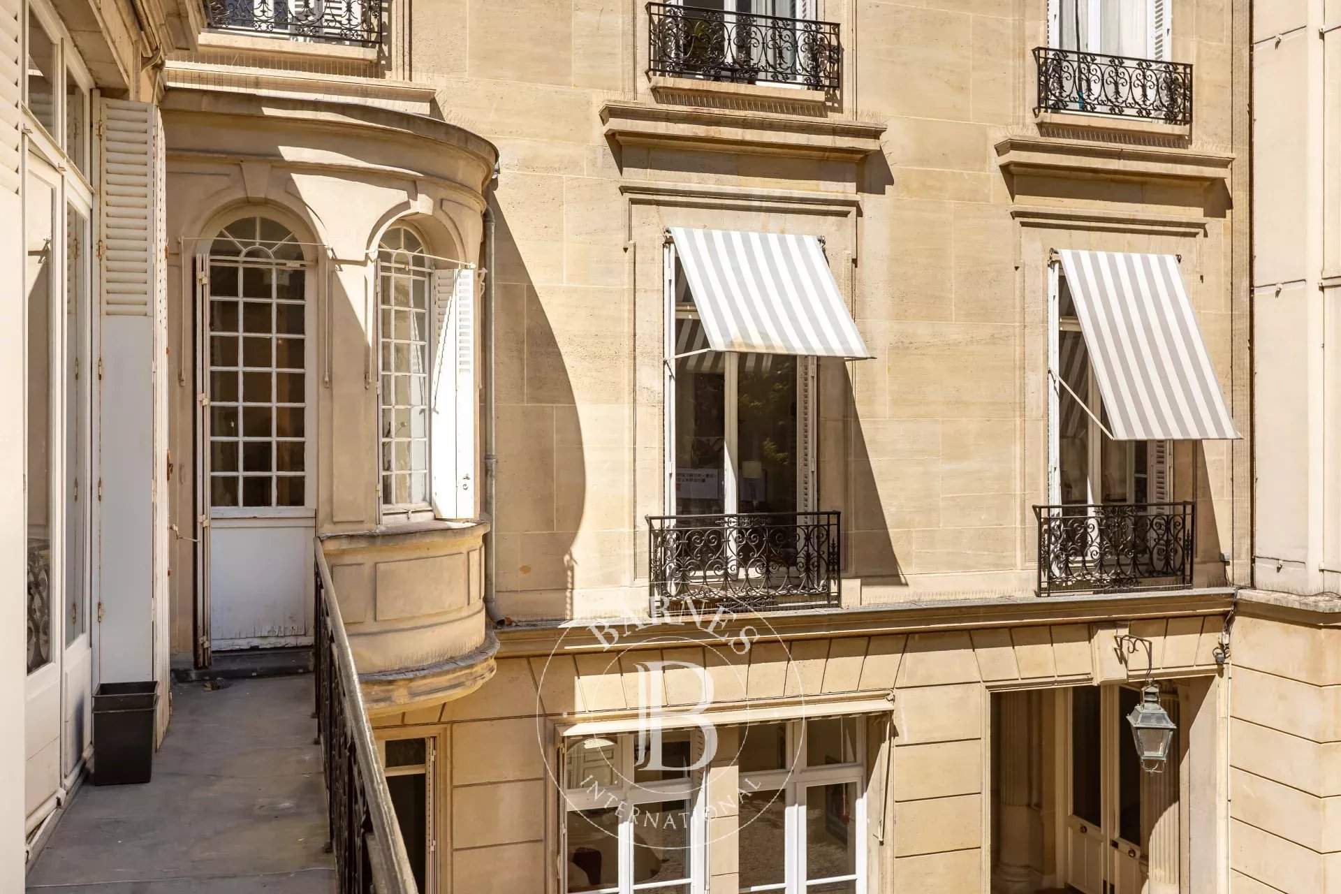 Paris  - Appartement 7 Pi&egrave;ces 5 Chambres - picture 17