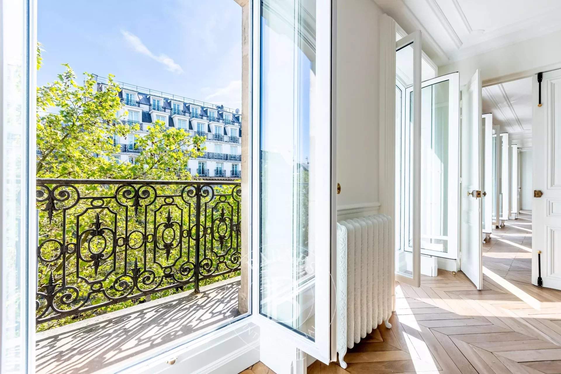 Paris  - Apartment 4 Bedrooms - picture 3