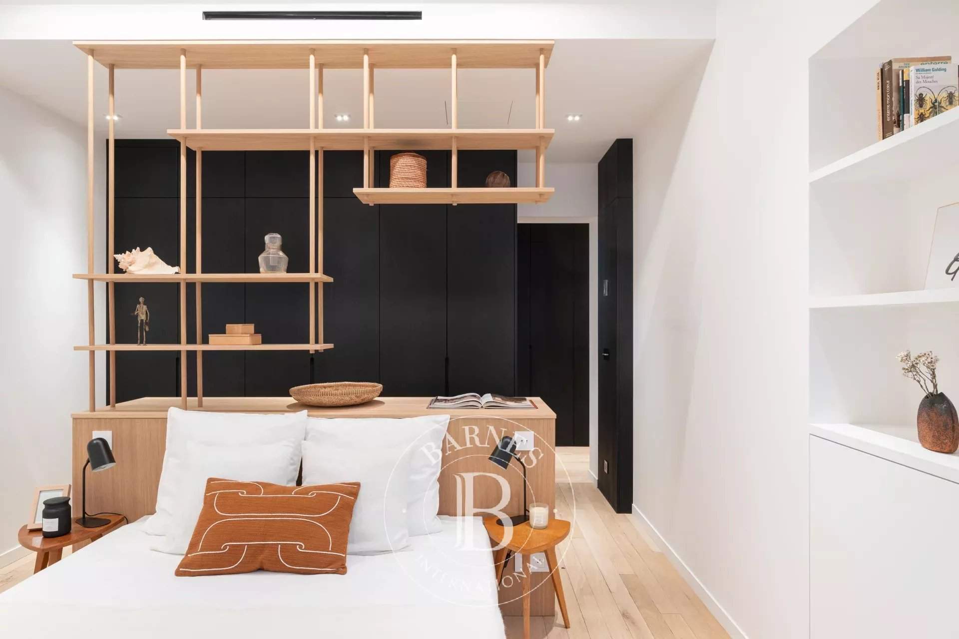 Paris  - Apartment 3 Bedrooms - picture 19