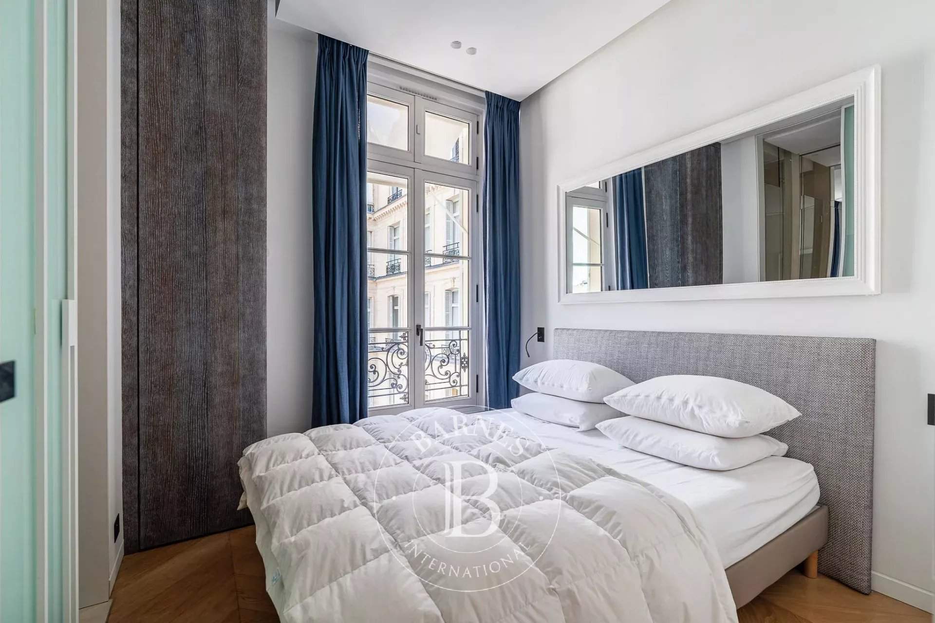 Paris  - Apartment 4 Bedrooms - picture 17