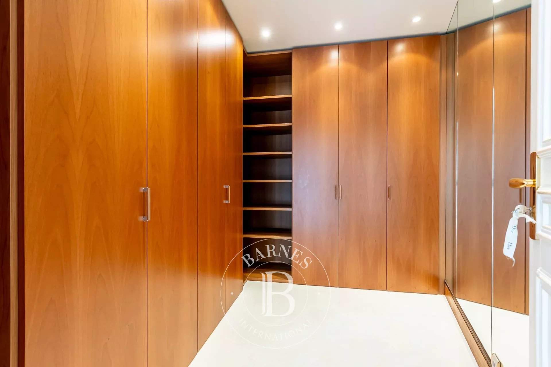 Paris  - Apartment 3 Bedrooms - picture 7