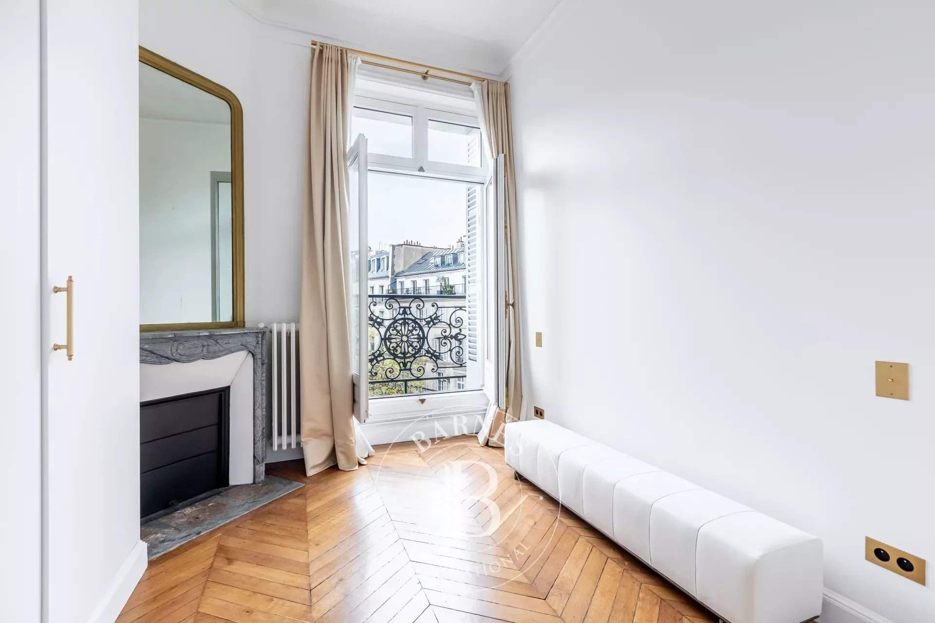 Paris  - Appartement 7 Pi&egrave;ces 4 Chambres - picture 20