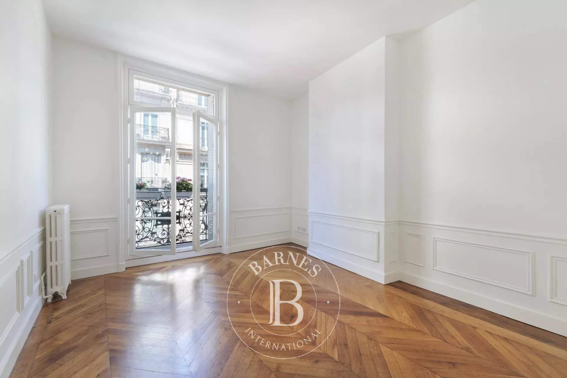 Paris  - Apartment 3 Bedrooms - picture 10