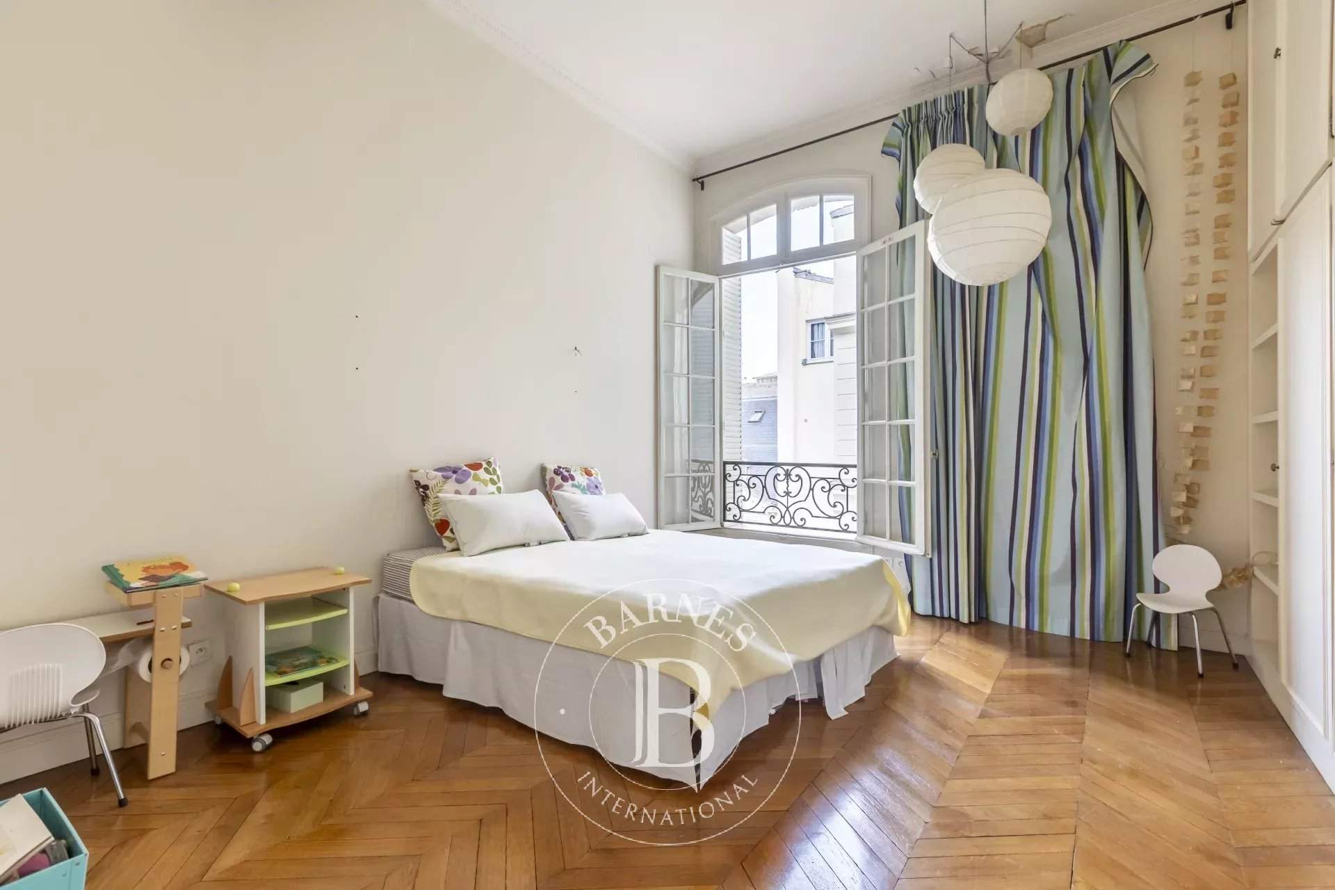 Paris  - Appartement 5 Pièces 3 Chambres - picture 13