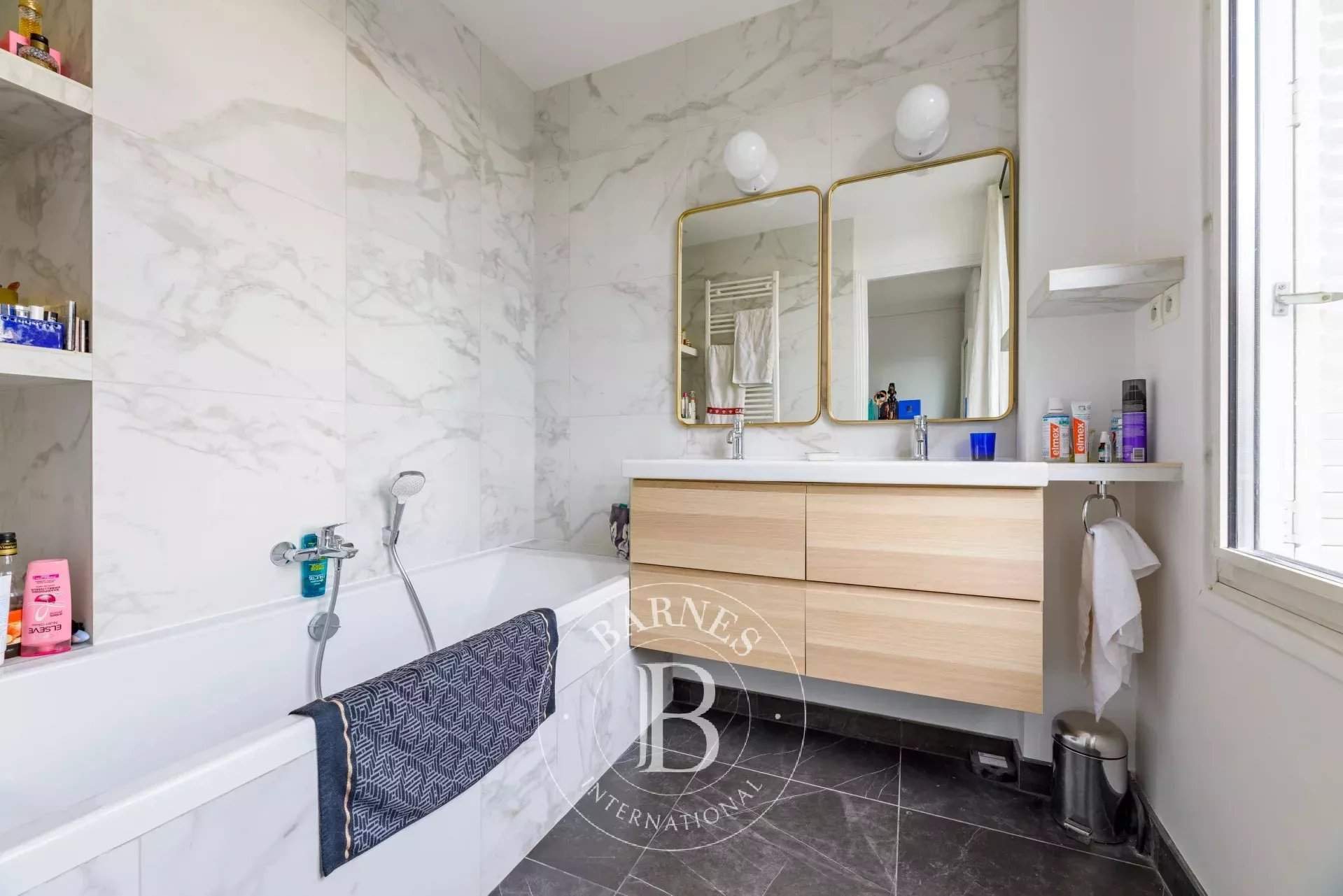 Paris  - Appartement 8 Pièces 6 Chambres - picture 16