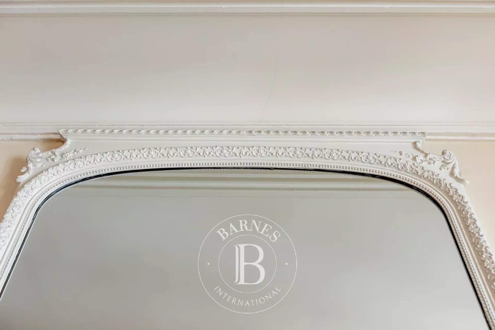 Paris  - Apartment 5 Bedrooms - picture 9