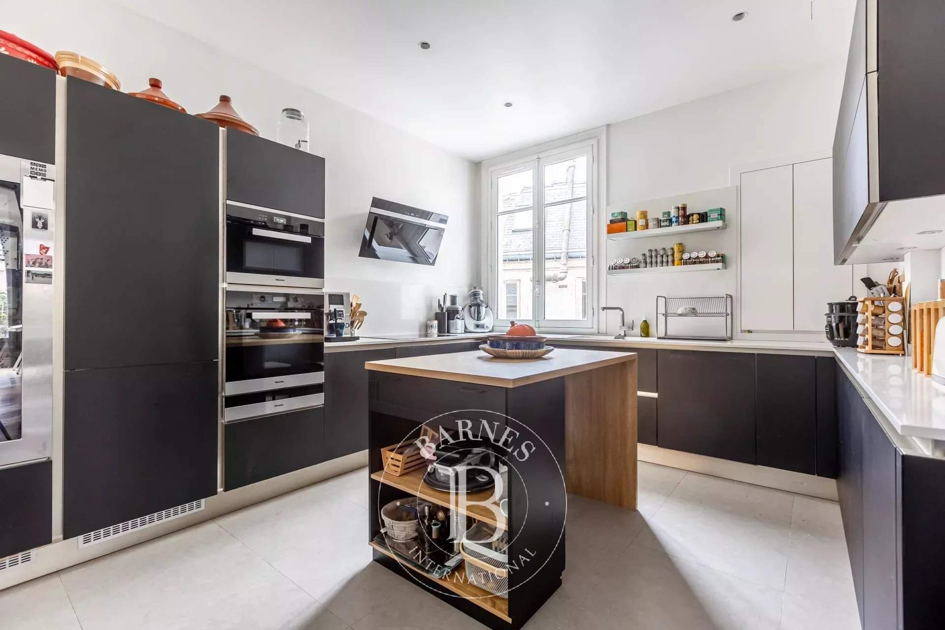 Paris  - Apartment 4 Bedrooms - picture 7