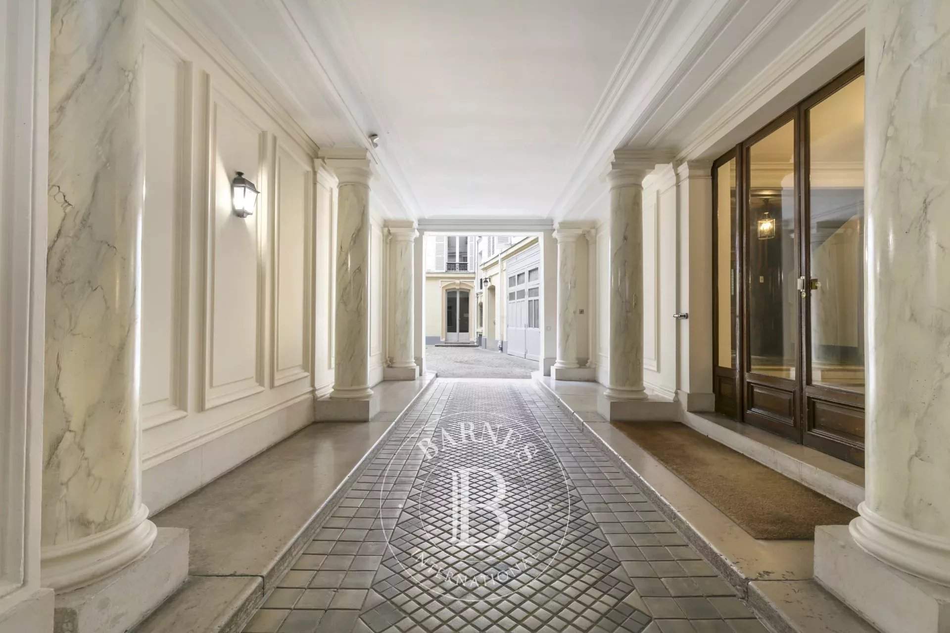 Paris  - Apartment 5 Bedrooms - picture 13