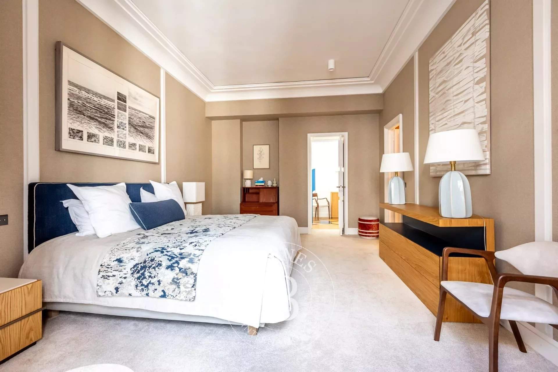 Paris  - Appartement 8 Pi&egrave;ces 5 Chambres - picture 12