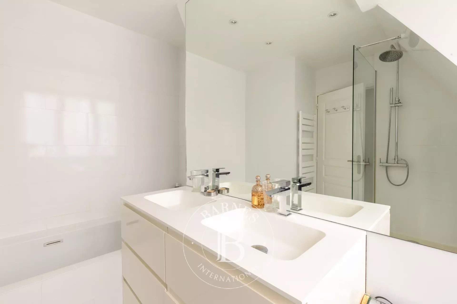 Paris  - Appartement  - picture 17