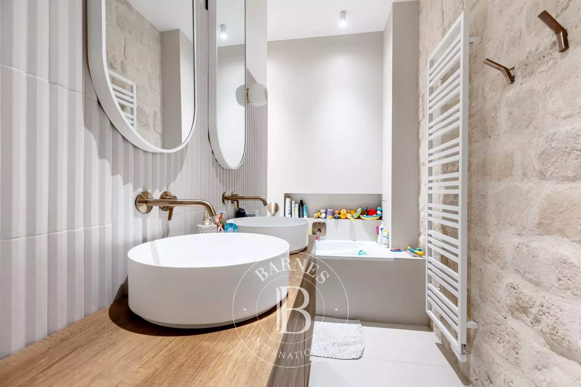 Paris  - Apartment 4 Bedrooms - picture 12