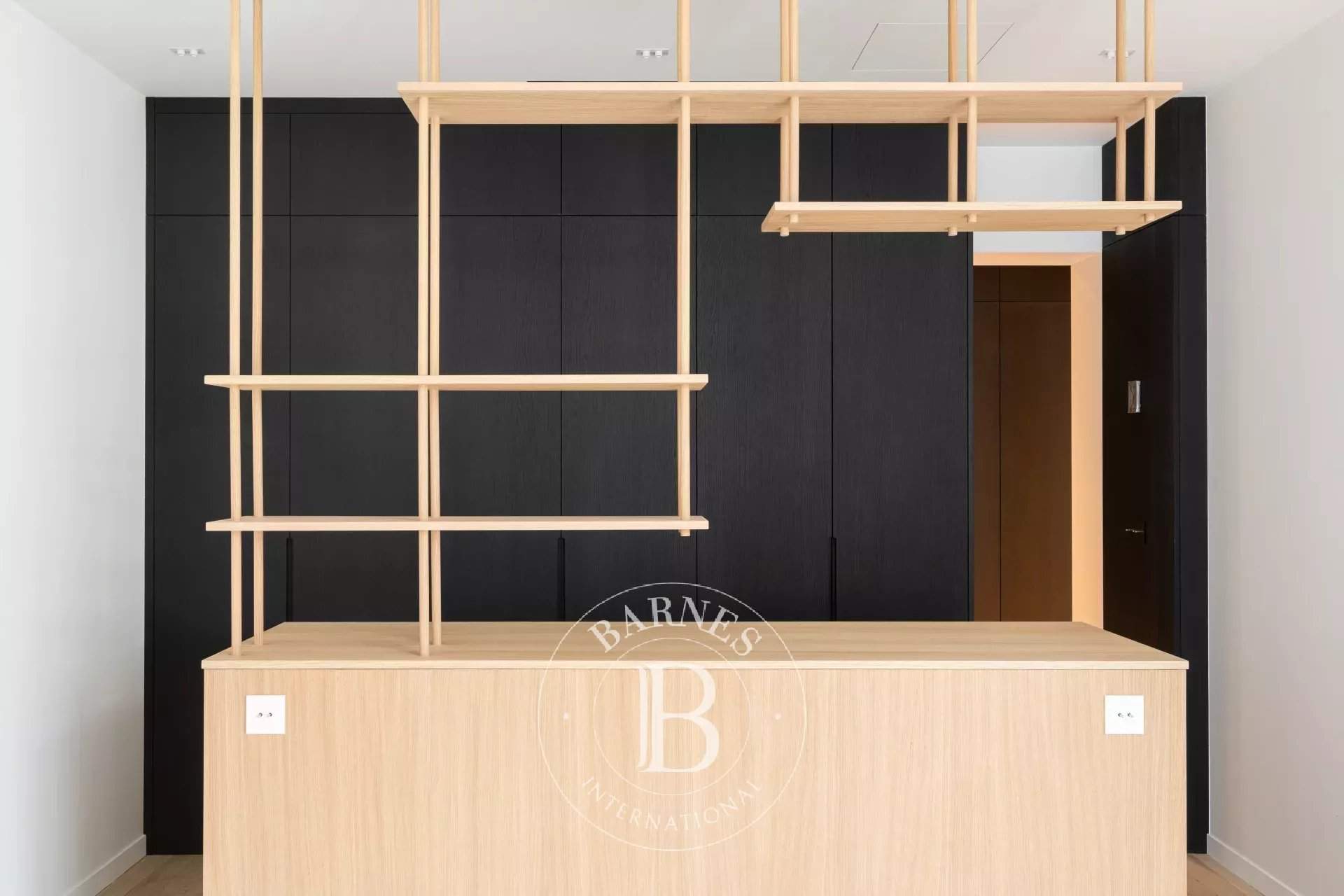 Paris  - Apartment 3 Bedrooms - picture 14