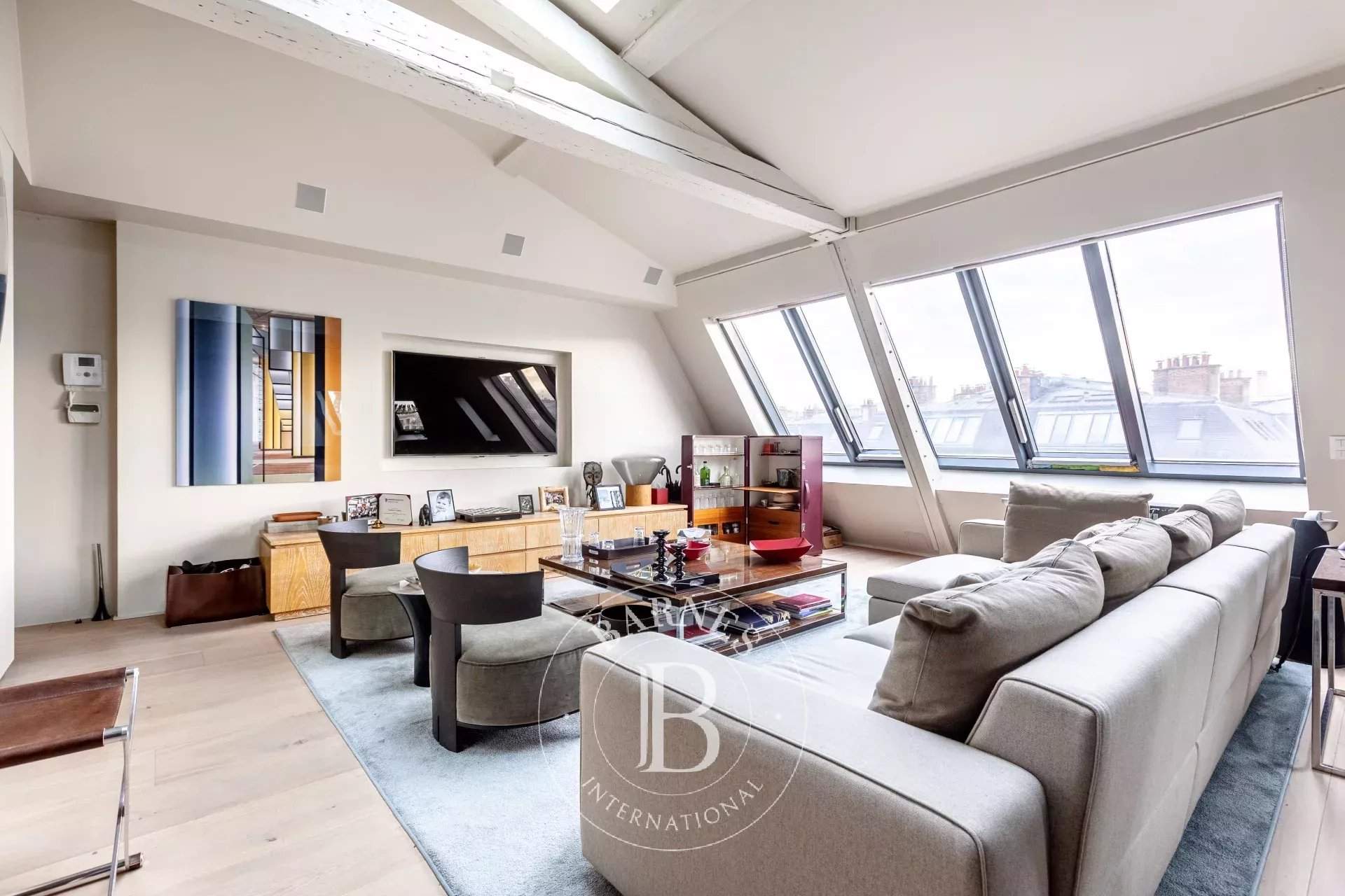 Paris  - Appartement 3 Pi&egrave;ces 2 Chambres - picture 2