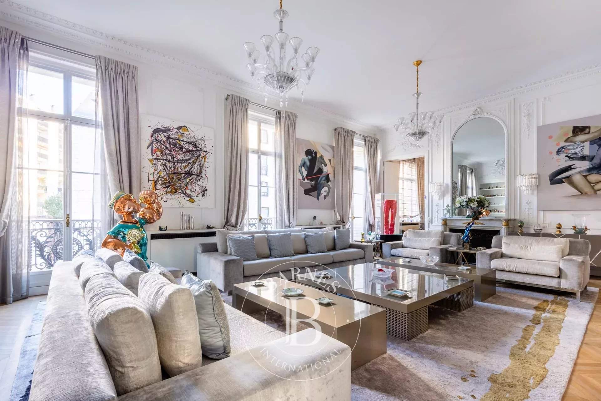 Paris  - Apartment 4 Bedrooms - picture 4