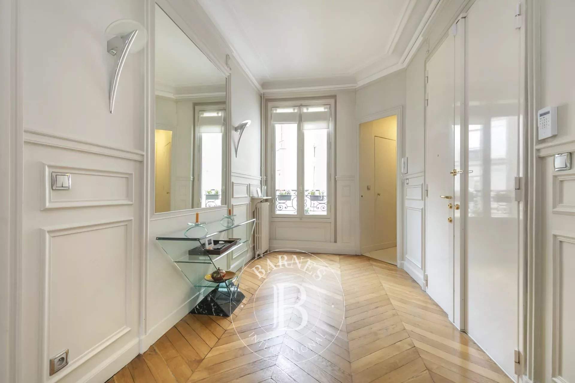 Paris  - Appartement 7 Pièces 5 Chambres - picture 8