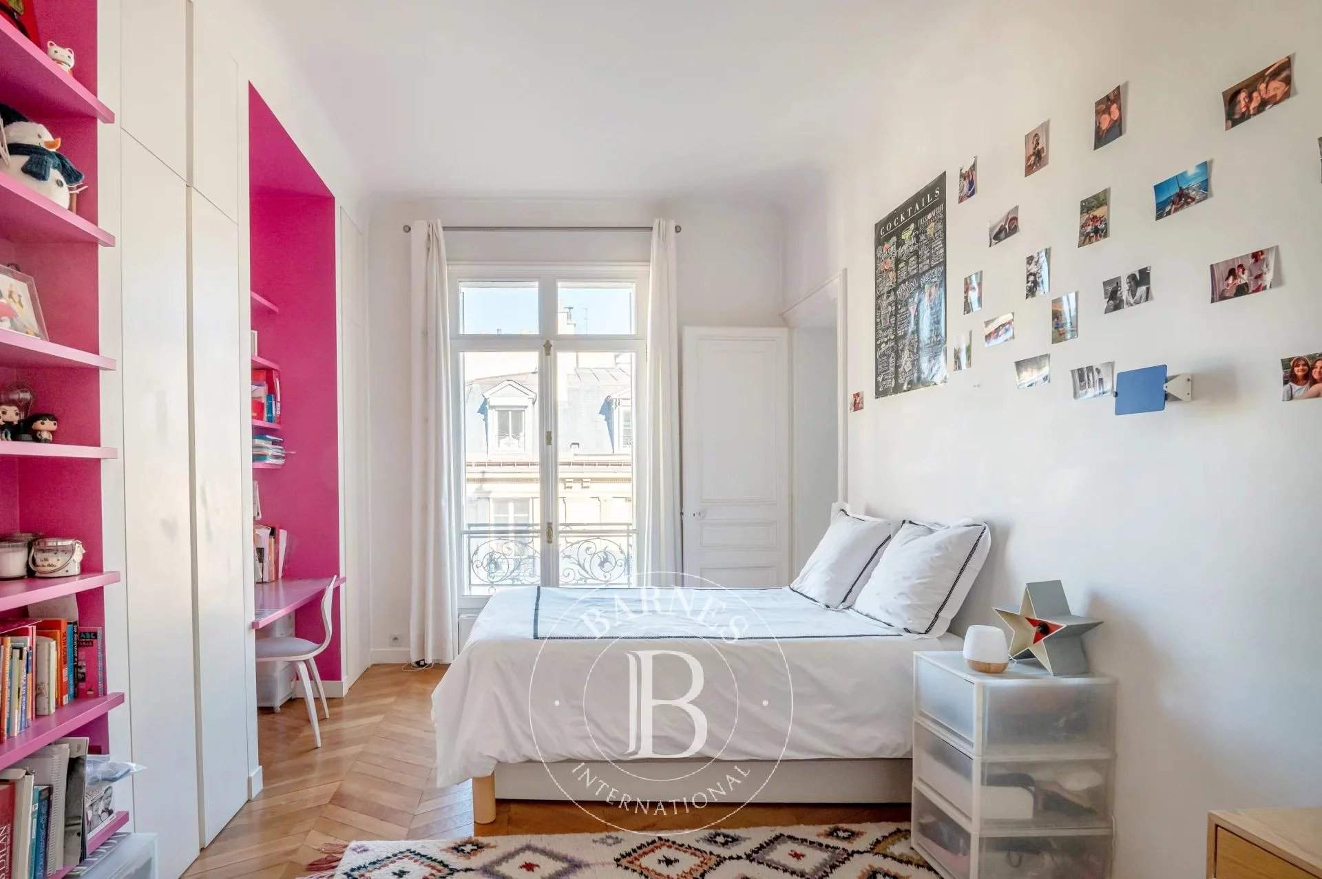 Paris  - Apartment 5 Bedrooms - picture 16