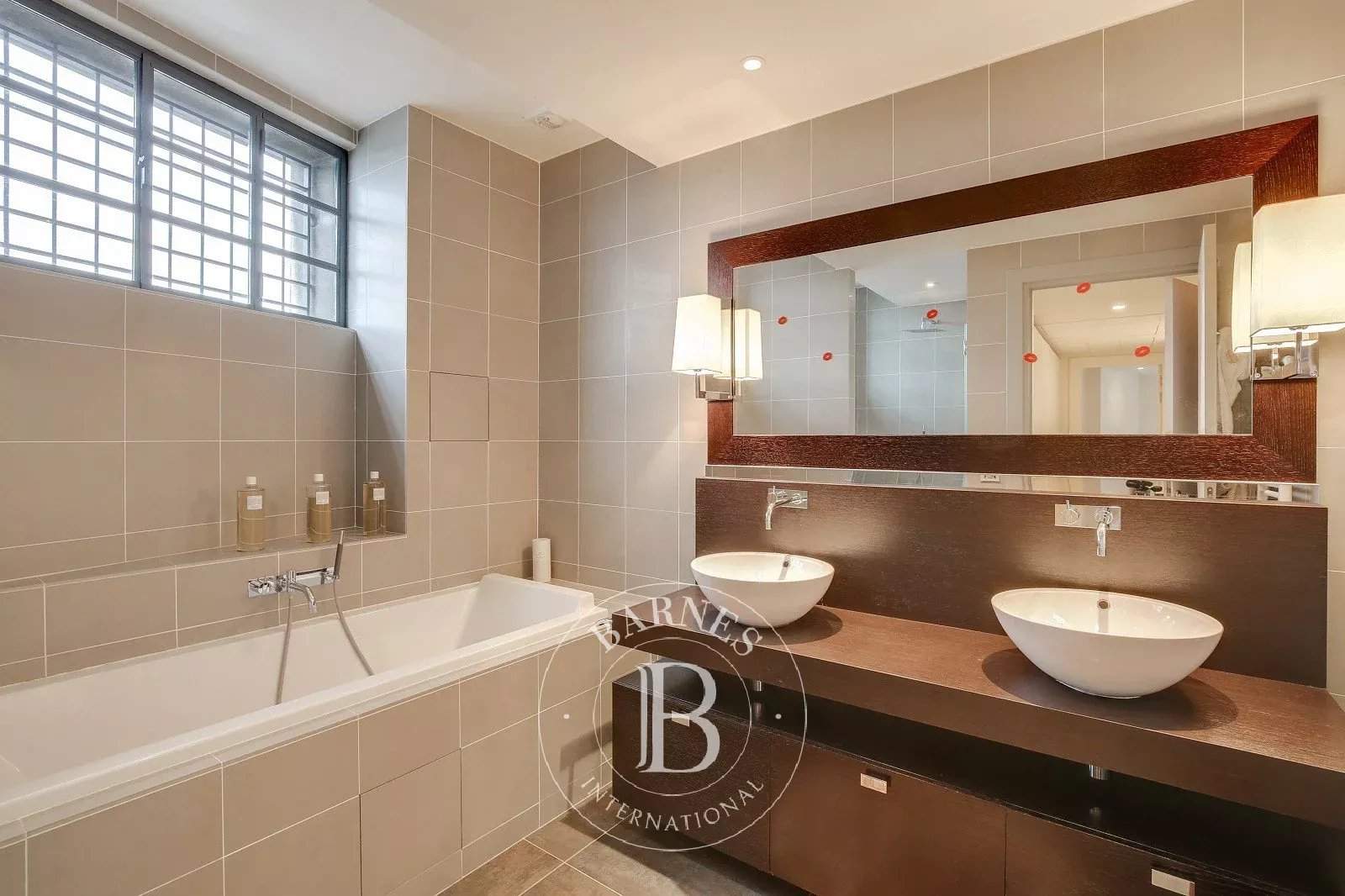 Paris  - Apartment 2 Bedrooms - picture 8