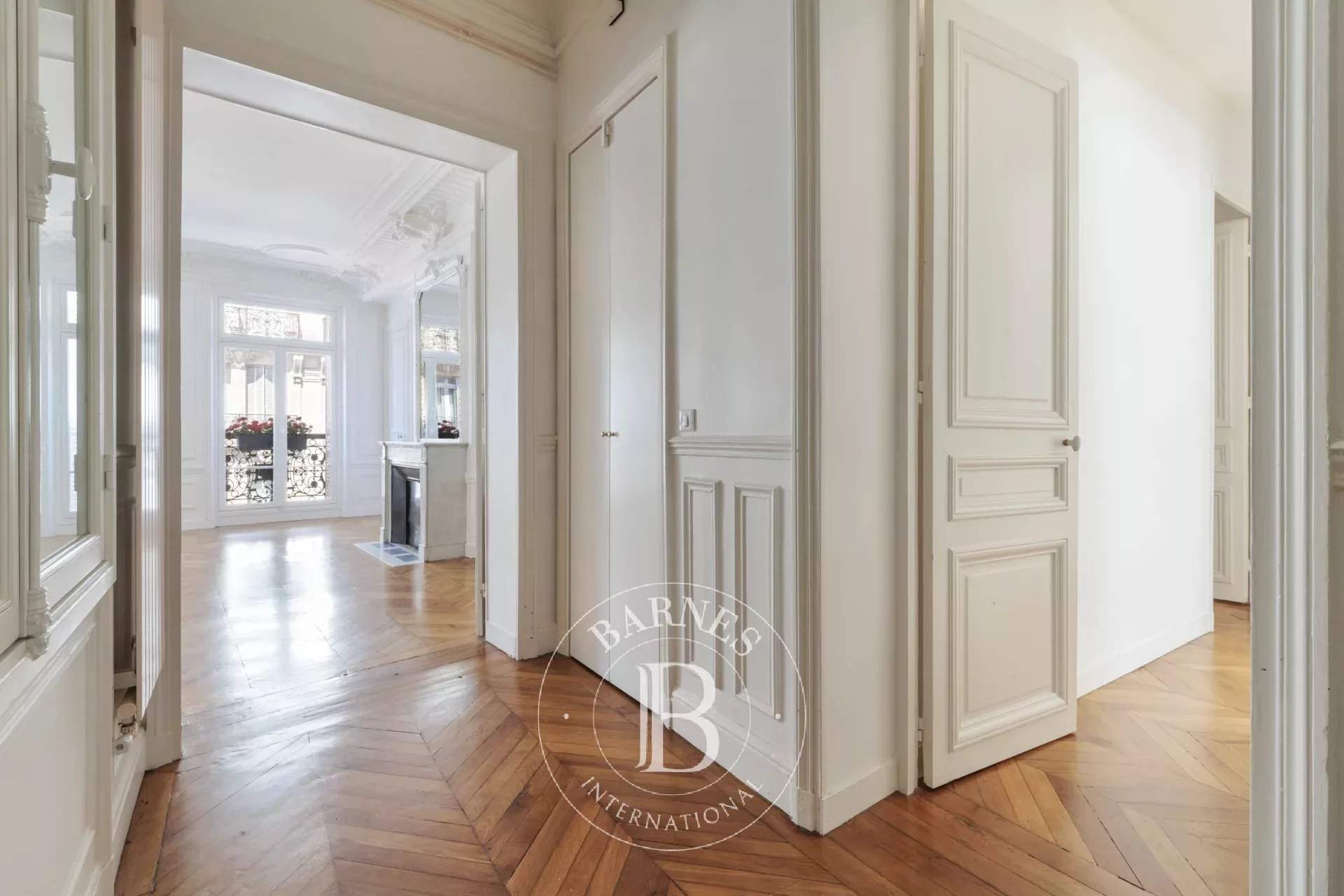 Paris  - Apartment 3 Bedrooms - picture 7