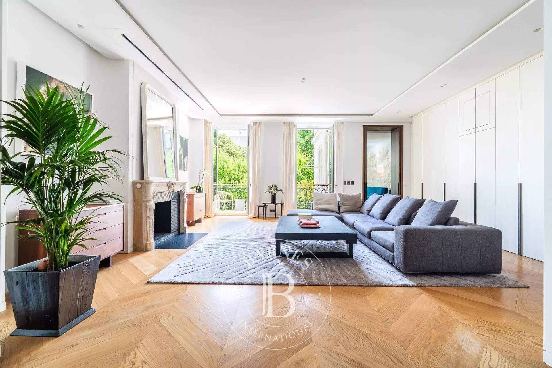 Paris  - Apartment 4 Bedrooms - picture 5