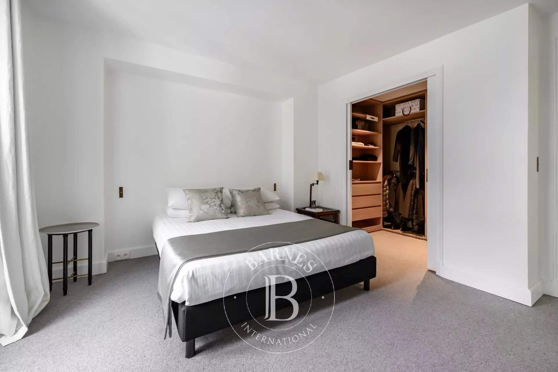 Paris  - Apartment 3 Bedrooms - picture 19