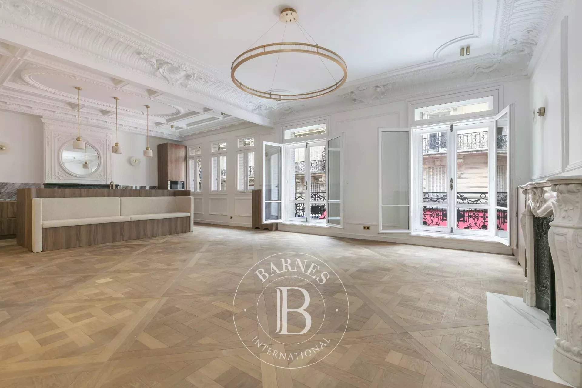 Paris  - Appartement 5 Pièces 3 Chambres - picture 1