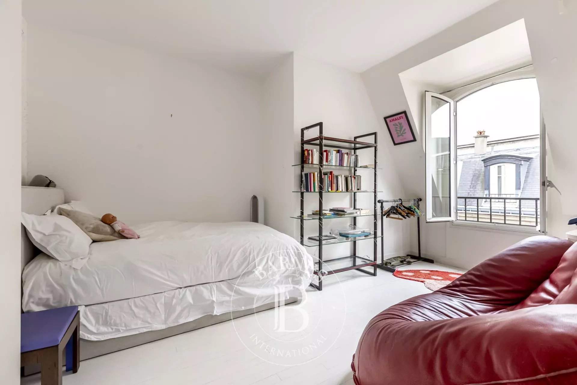 Paris  - Apartment 3 Bedrooms - picture 12