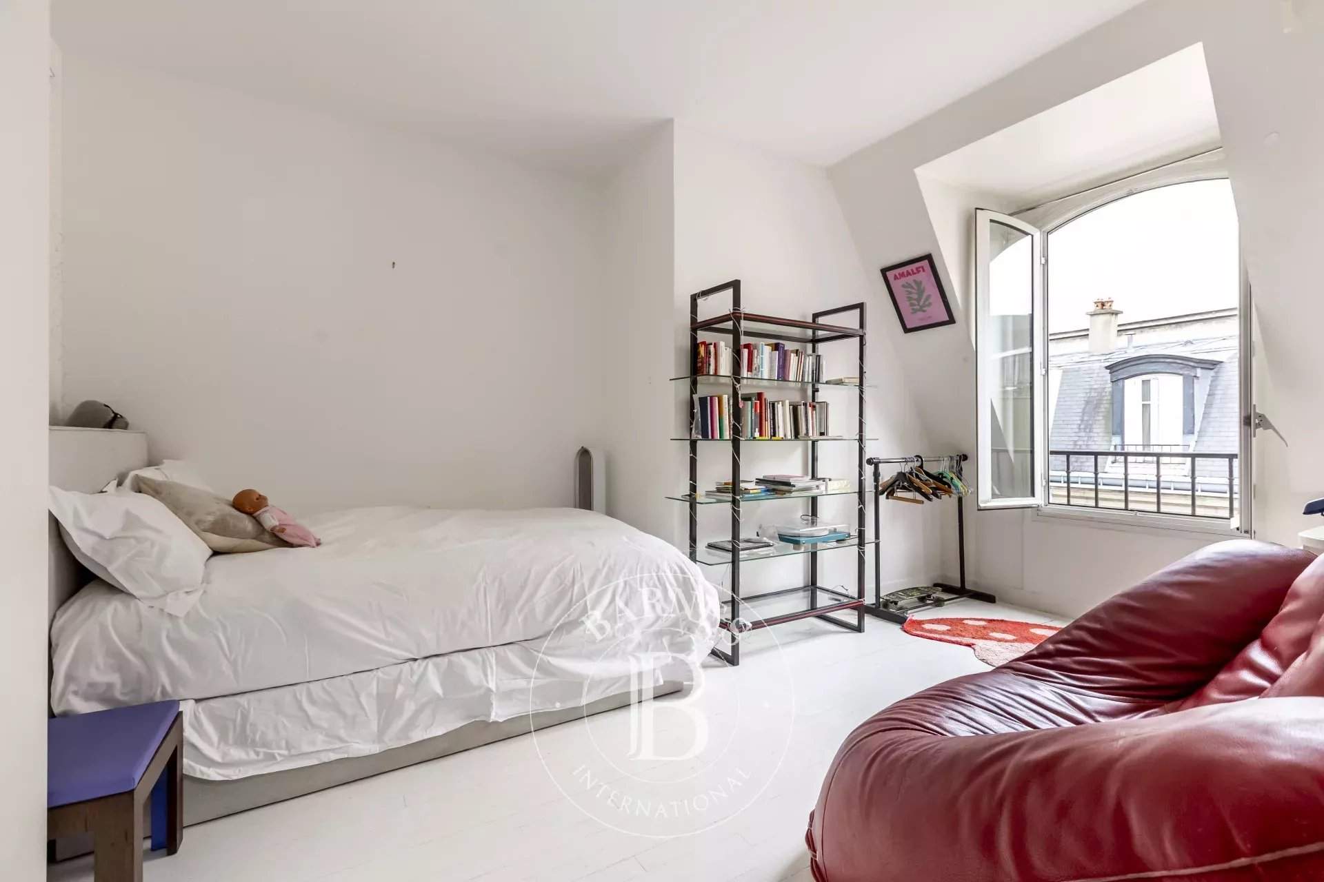 Paris  - Apartment 3 Bedrooms - picture 12