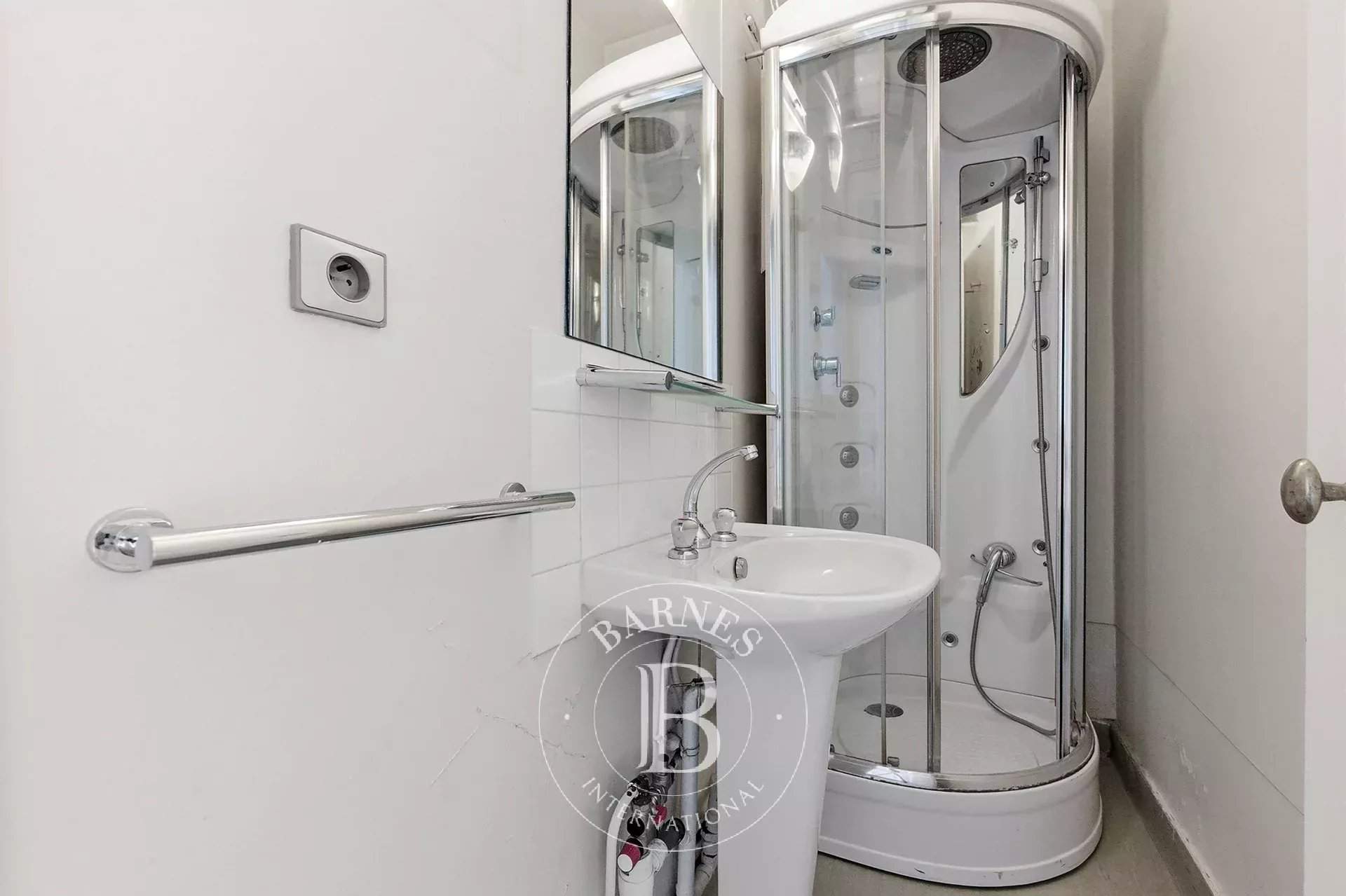 Paris  - Appartement 6 Pi&egrave;ces 4 Chambres - picture 12