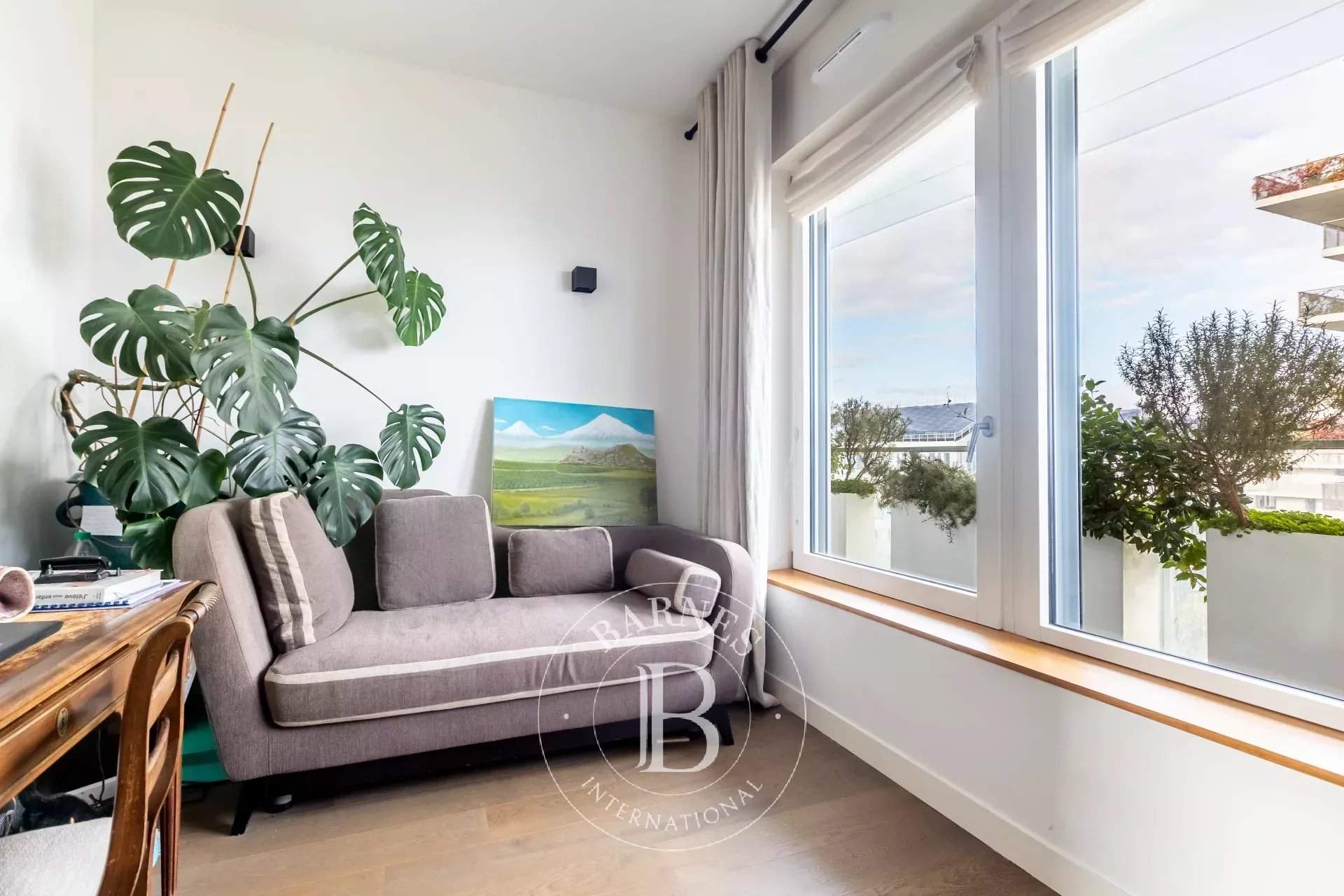 Paris  - Apartment 4 Bedrooms - picture 15