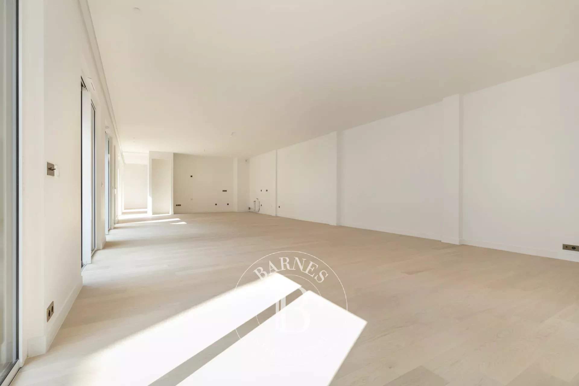 Paris  - Appartement 4 Pièces 3 Chambres - picture 6