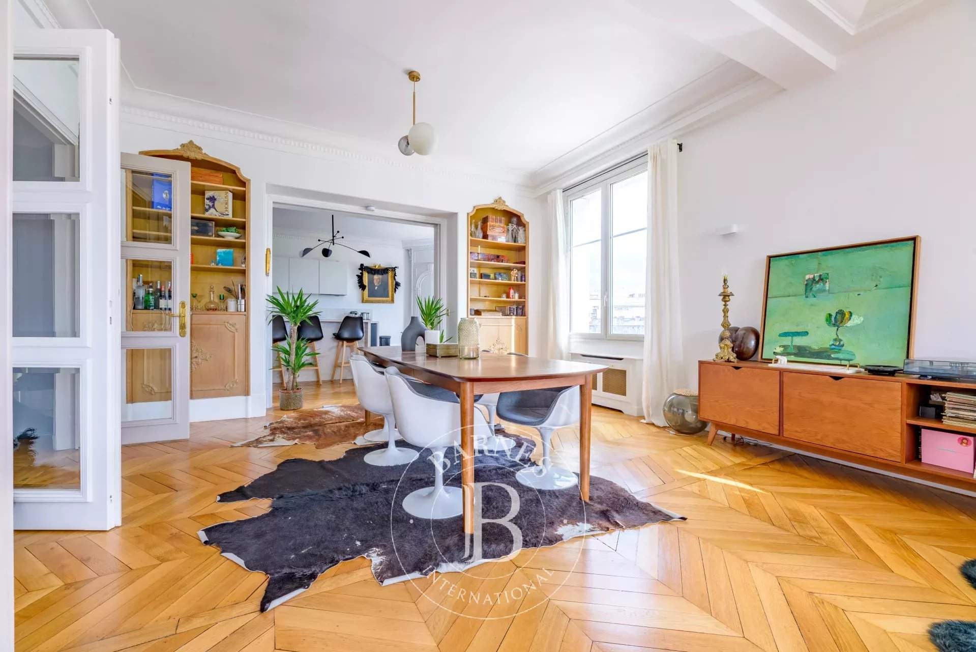 Paris  - Appartement 8 Pièces 6 Chambres - picture 2