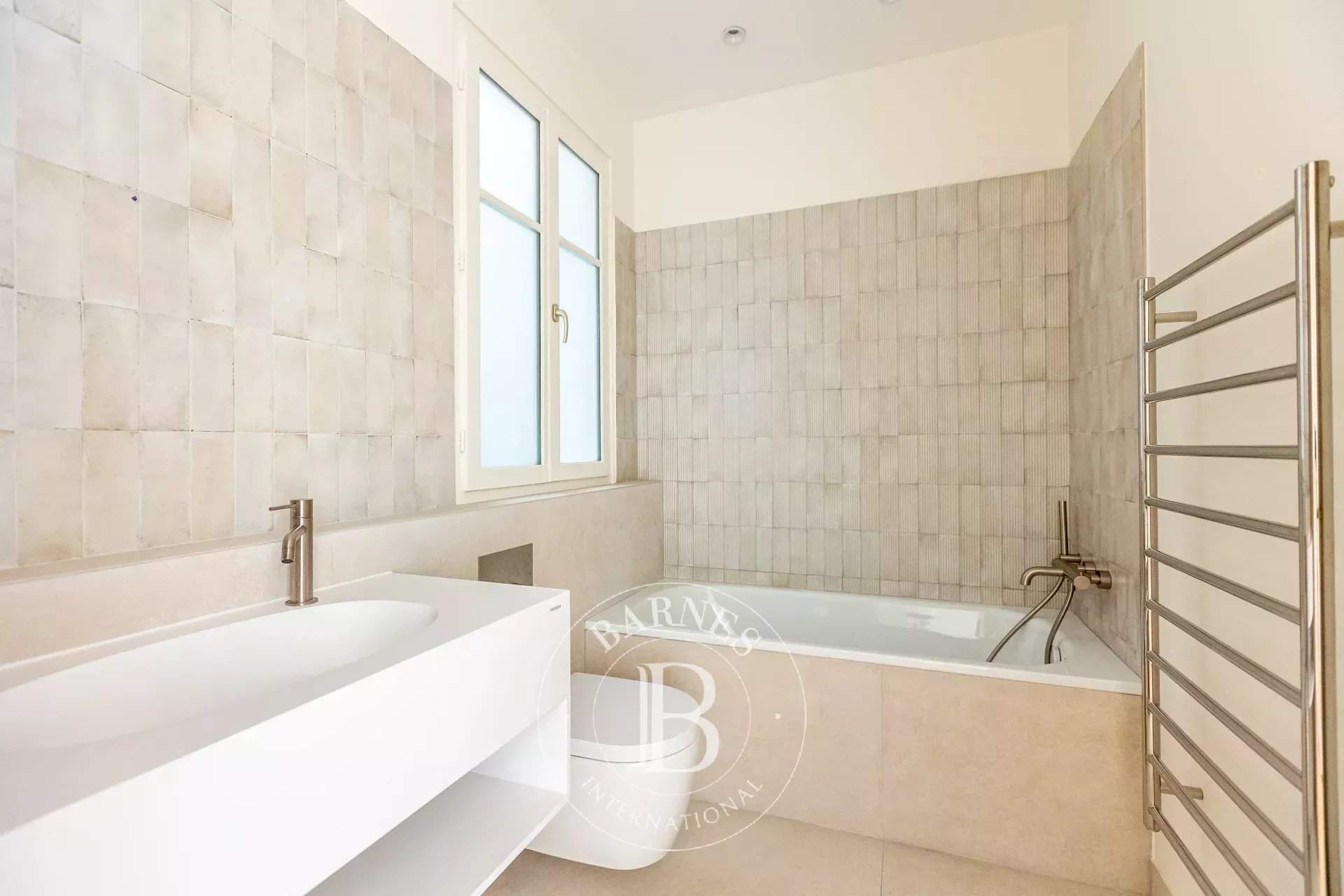 Paris  - Apartment 4 Bedrooms - picture 19