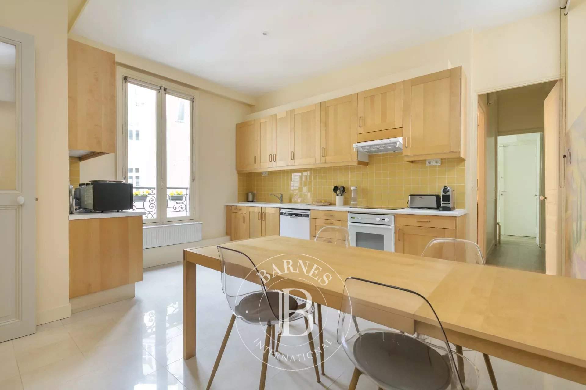 Paris  - Appartement 7 Pièces 5 Chambres - picture 9