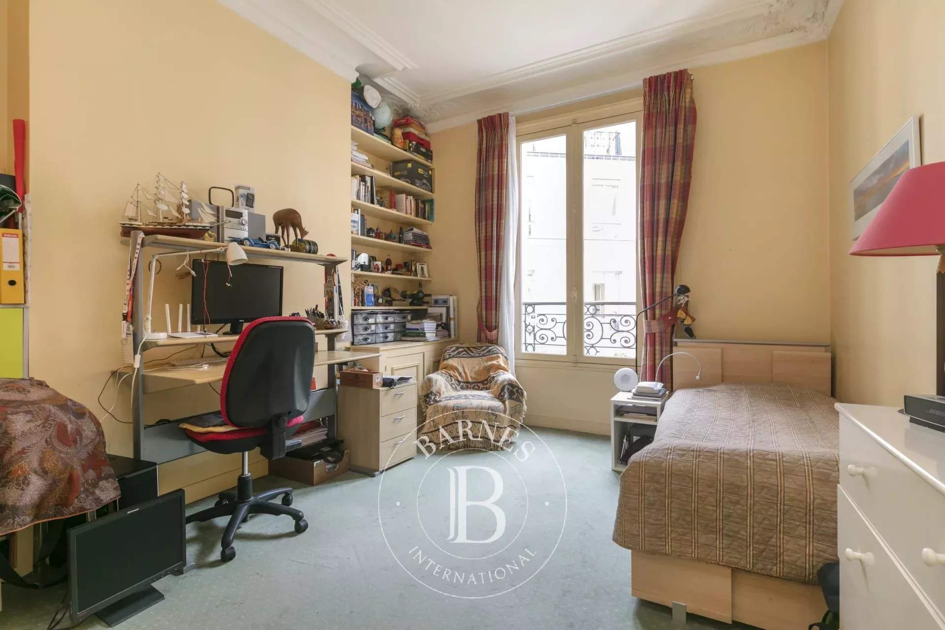 Paris  - Appartement 7 Pièces 5 Chambres - picture 13