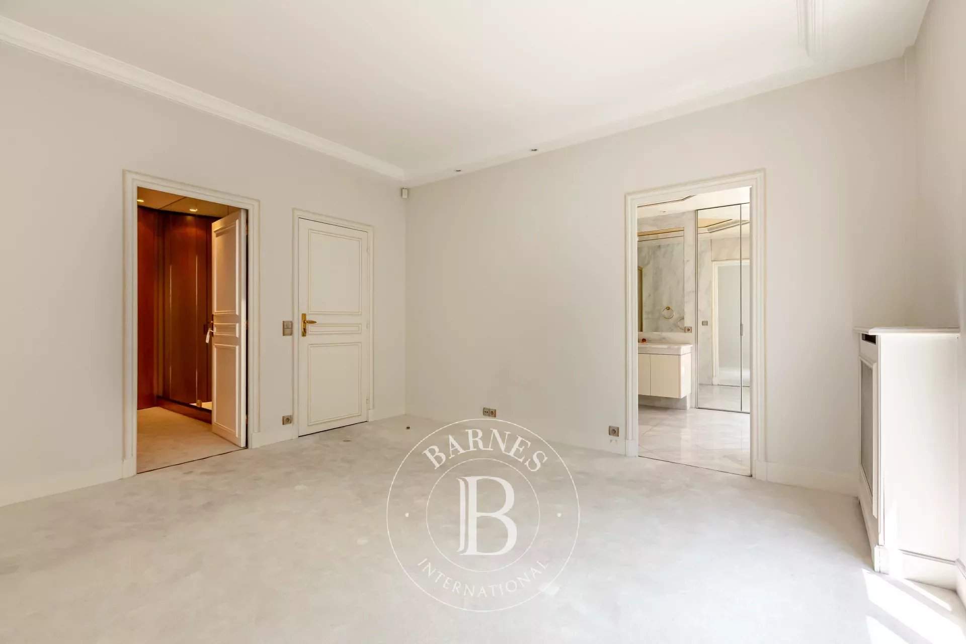 Paris  - Apartment 3 Bedrooms - picture 6