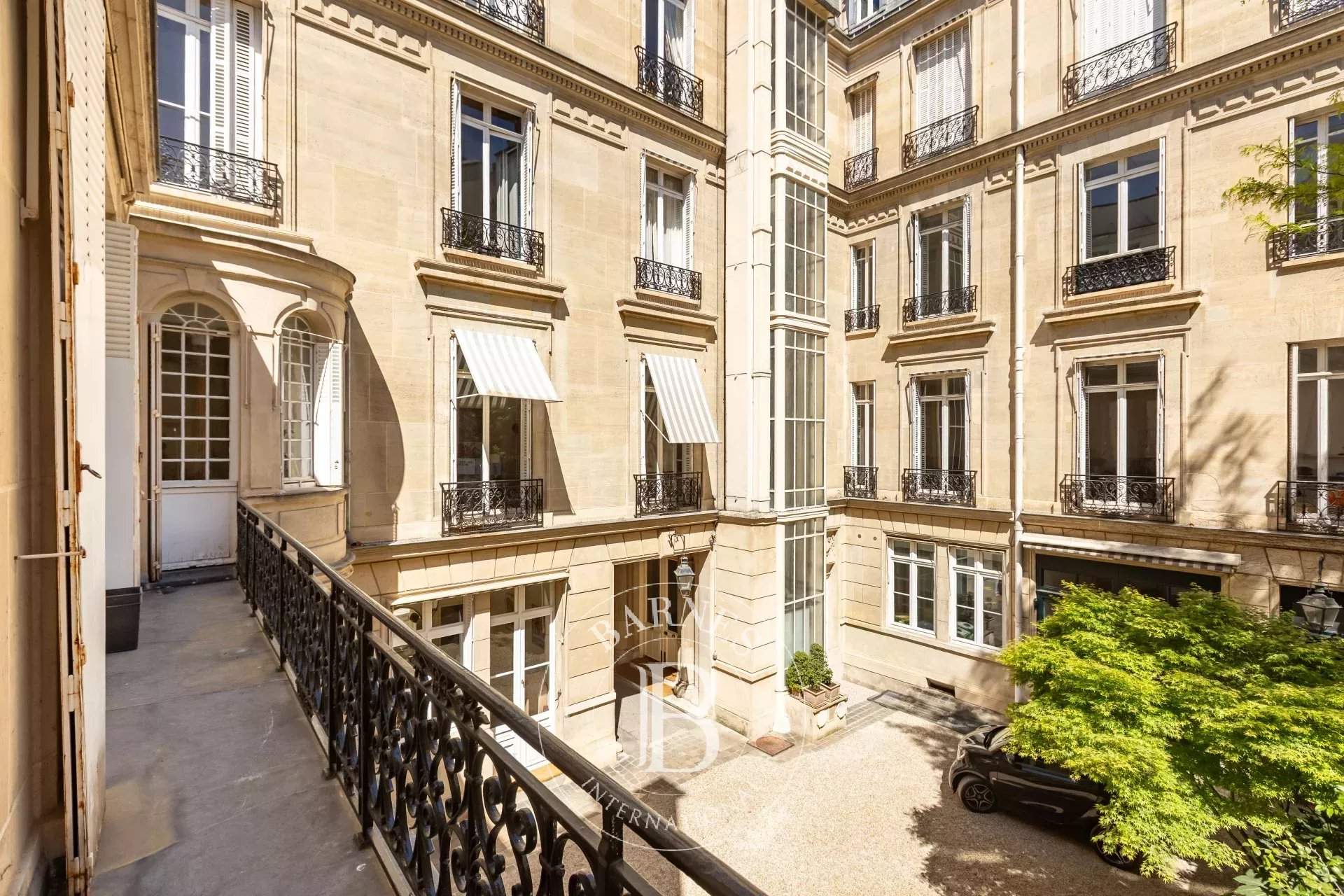 Paris  - Appartement 7 Pi&egrave;ces 5 Chambres - picture 15