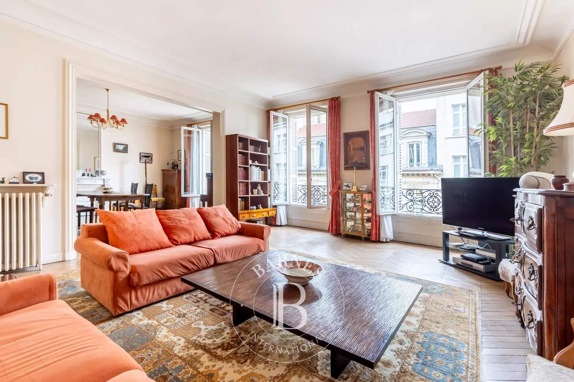 Paris  - Apartment 5 Bedrooms - picture 1